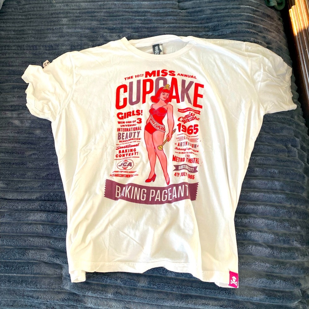 Johnny cupcakes TShirt